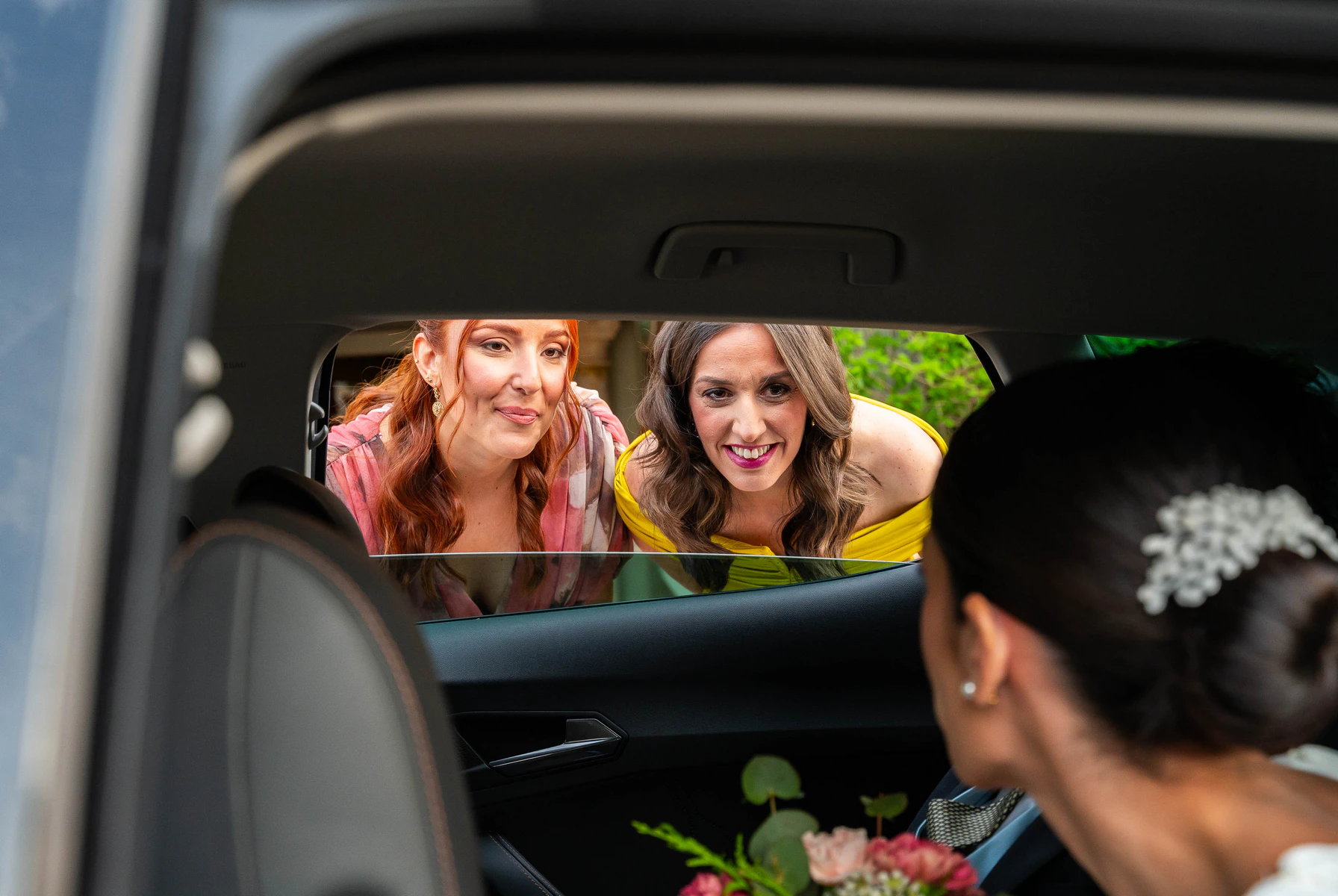 Errores que hacen que las fotos de boda parezcan forzadas y cómo evitarlos