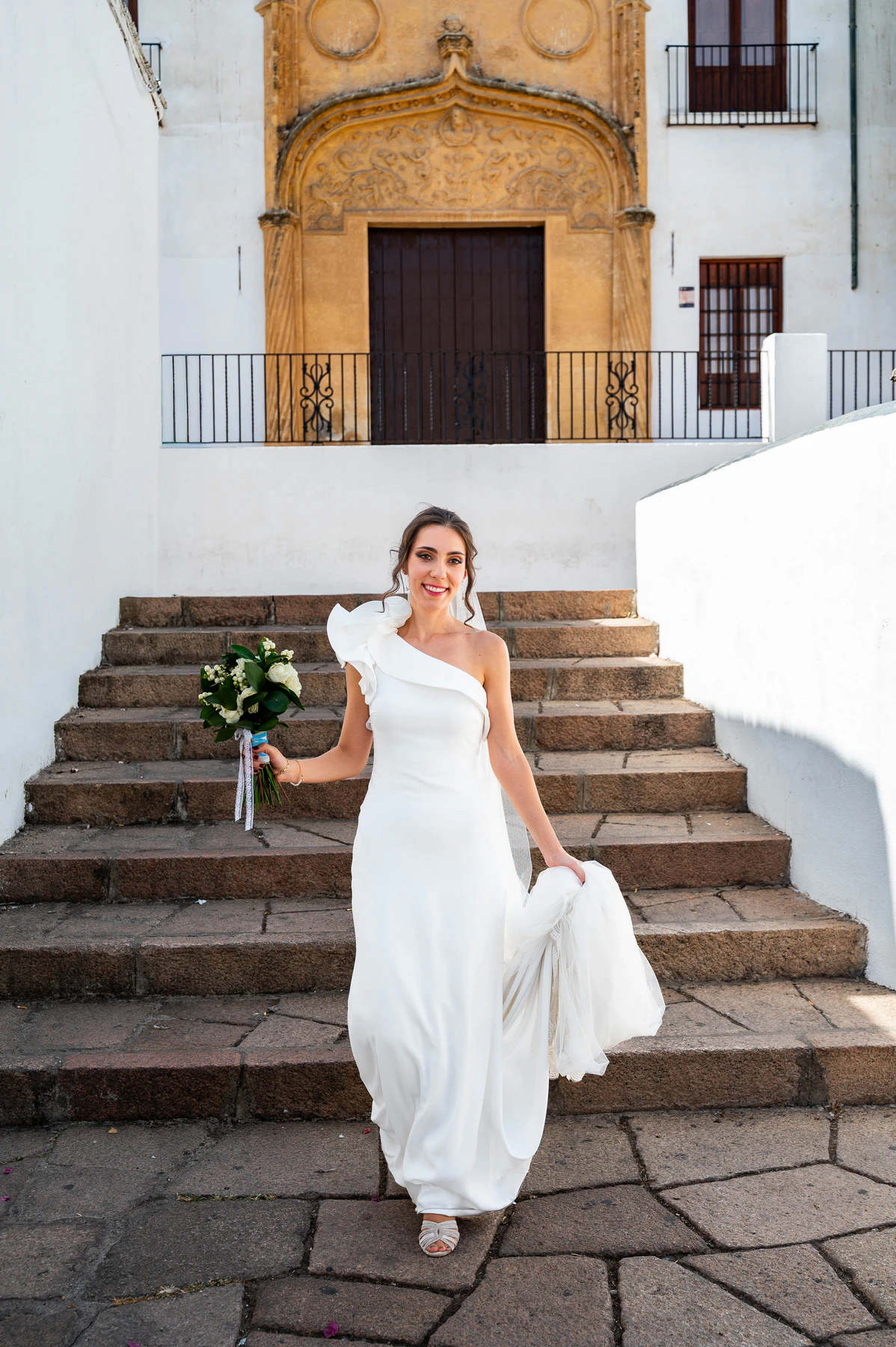 Postboda en Andalucía: cuándo merece la pena y cómo hacer fotos naturales sin repetir la boda