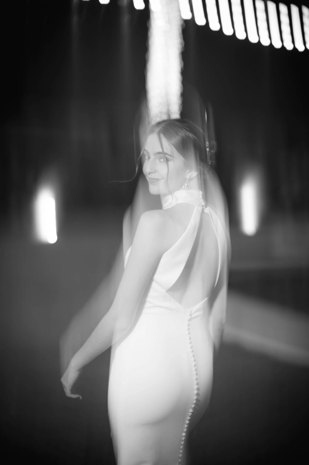 Wedding content creator vs fotógrafo de boda: diferencias, límites y cómo combinarlos sin perder calidad
