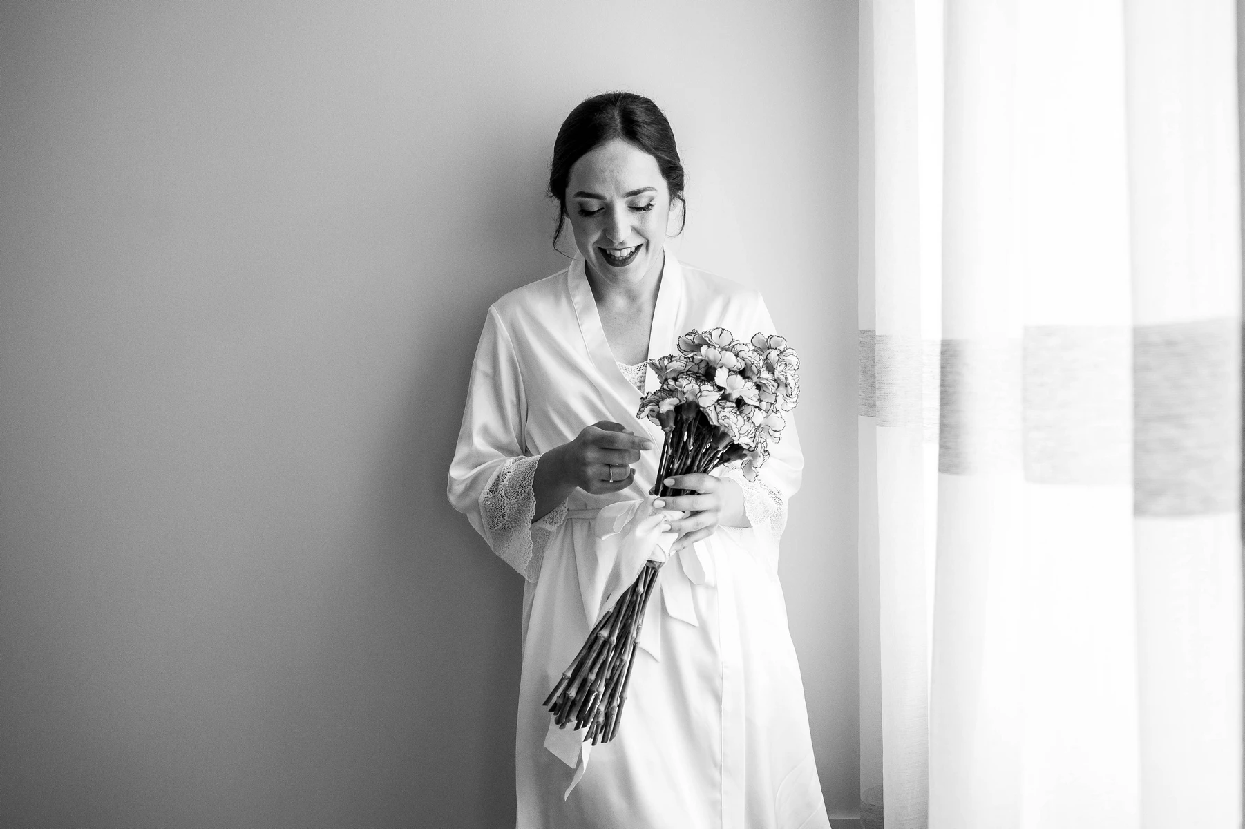 Natural wedding report with editorial aesthetic